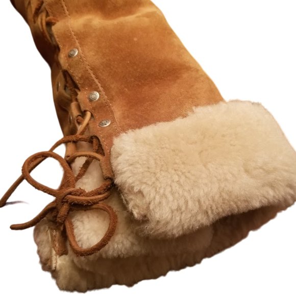 UGG Australia | Upside | #5163 | Lace Up | Tall Winter Boot | Shearling Size: 7 - Picture 5 of 16